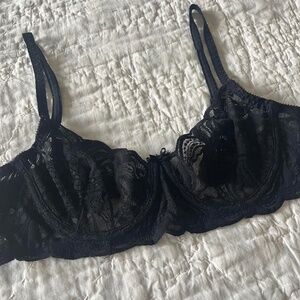 vintage 1980s VICTORIA’S SECRET black lace bra